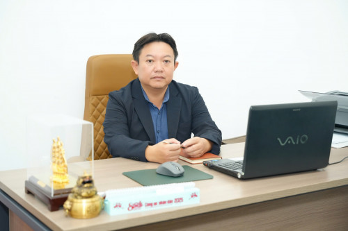 NGUYỄN DUY NAM